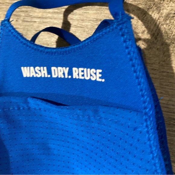 New Adidas Masks - Picture 5 of 5